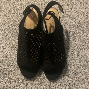 Black wedges/platforms